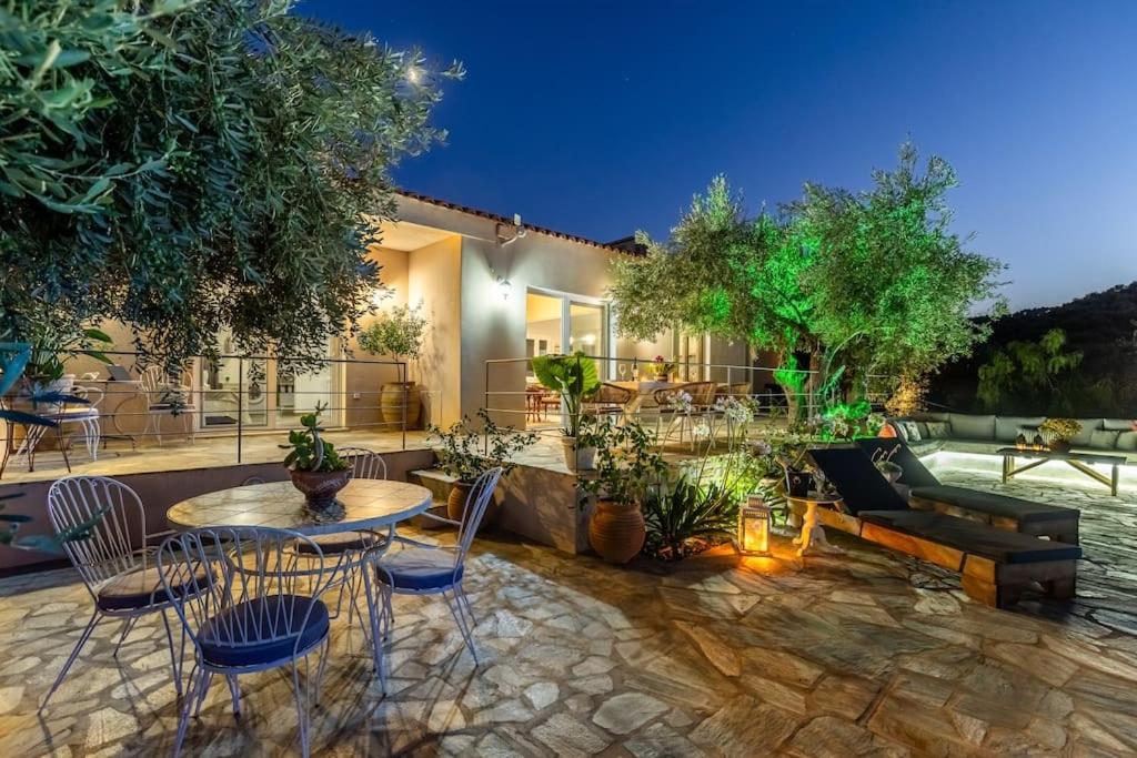 Skopelos Blue Heaven Pool Villa In Olive Grove 외부 사진