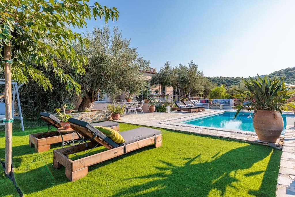 Skopelos Blue Heaven Pool Villa In Olive Grove 외부 사진